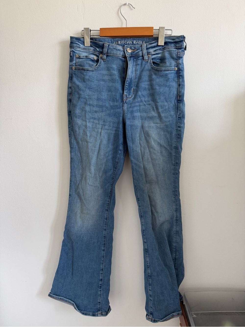 American Eagle Outfitters Medium Blue Flared Jeans